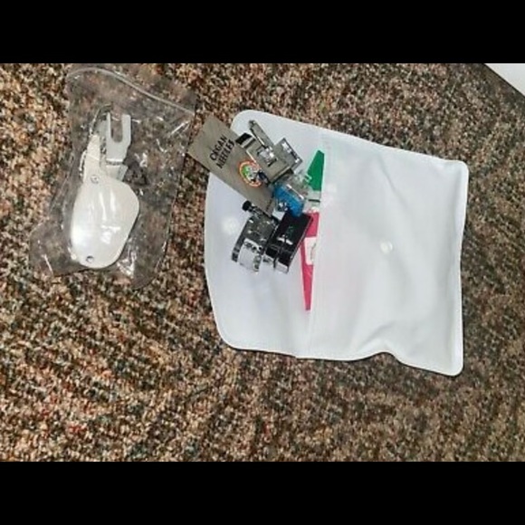 Sewing machine - Picture 6 of 7